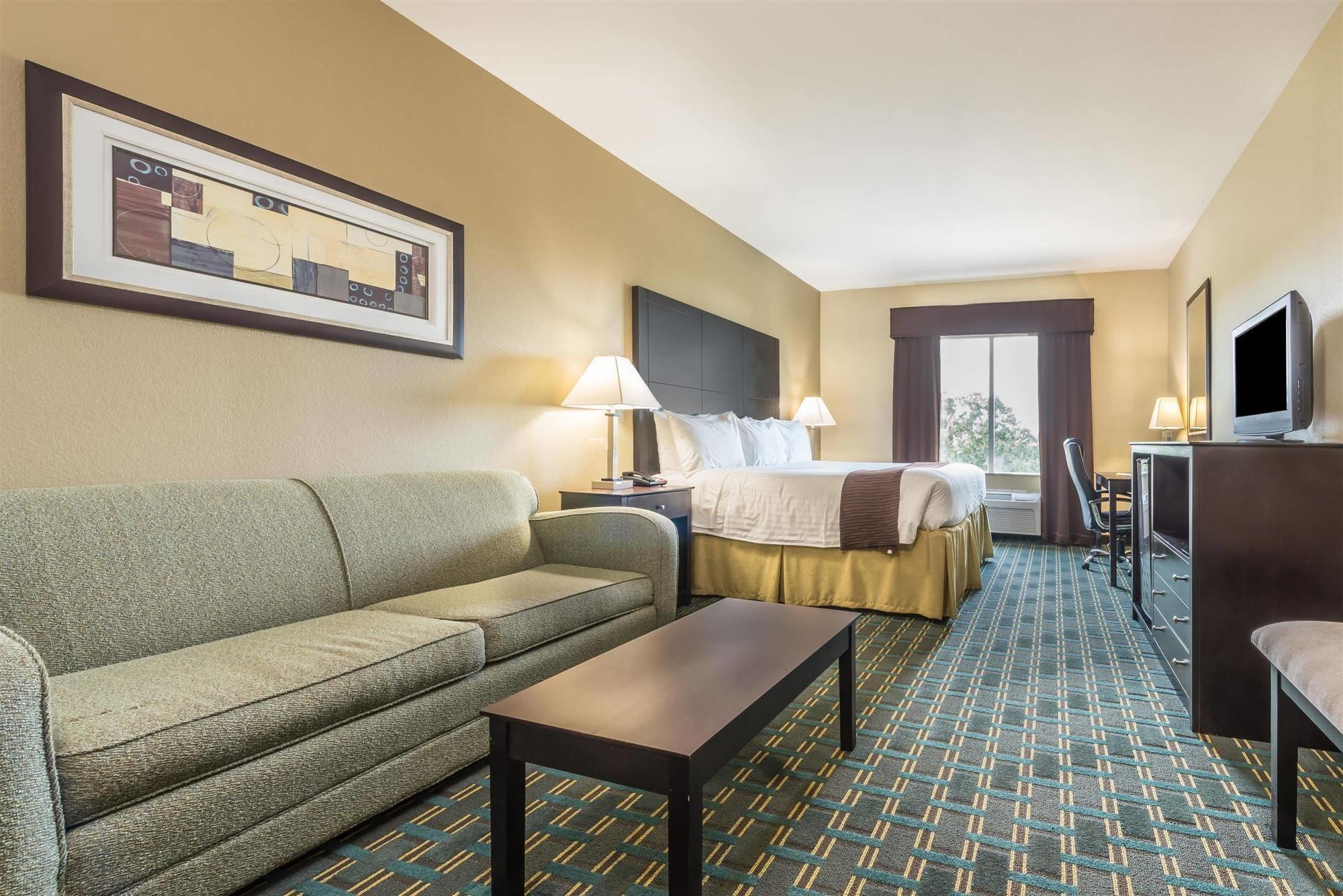 Days Inn & Suites By Wyndham Mineral Wells מראה חיצוני תמונה